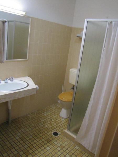 Motel Hi-craft 3*